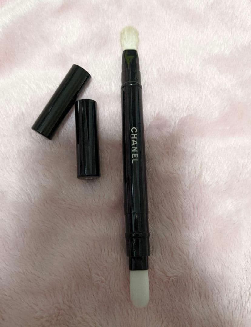CHANEL シャネル　パンソーデュオ コントゥールブラシ1本　アイシャドウ