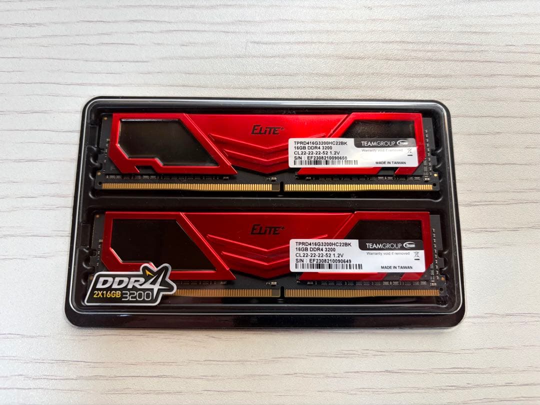 メモリー TEAMGROUP Elite DDR4 16GB 3200MHz