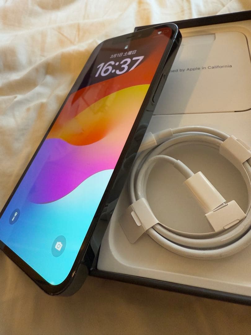 iPhone12Pro 256GB パシフィックブルー 新品充電ケーブル付き美品