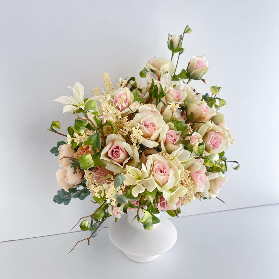 光触媒フラワーアレンジメント｜ローズを贅沢に束ねた くすみカラーの高級アレンジ