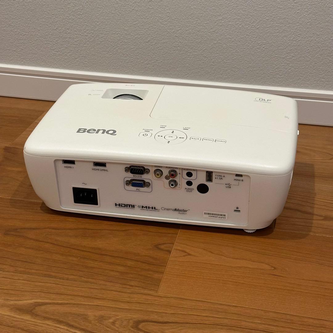 BenQ HT1070 プロジェクター