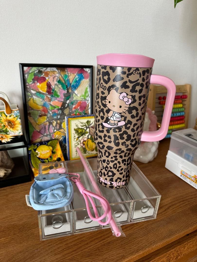 早い者勝ち海外限定ハローキティHelloKittytbh マグボトル タンブラー