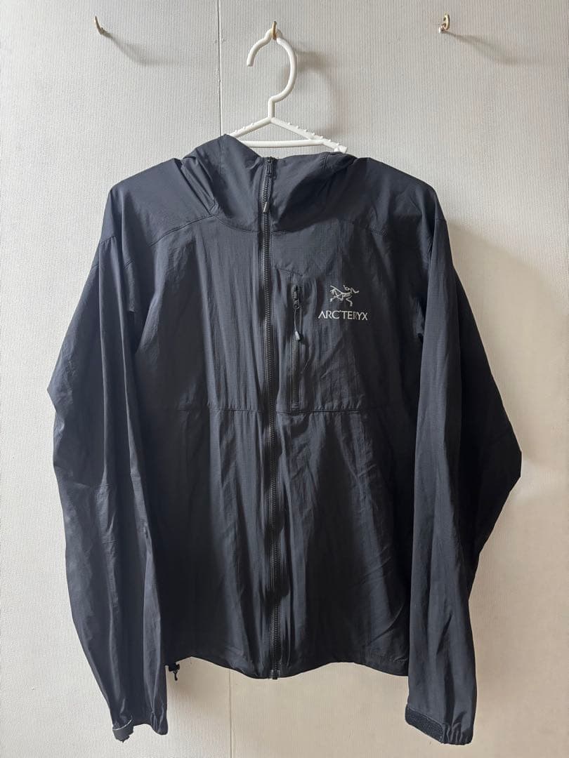 せ*ン様 【美品】アークテリクス 超軽量ウィンドシェルジャケット Sサイズ