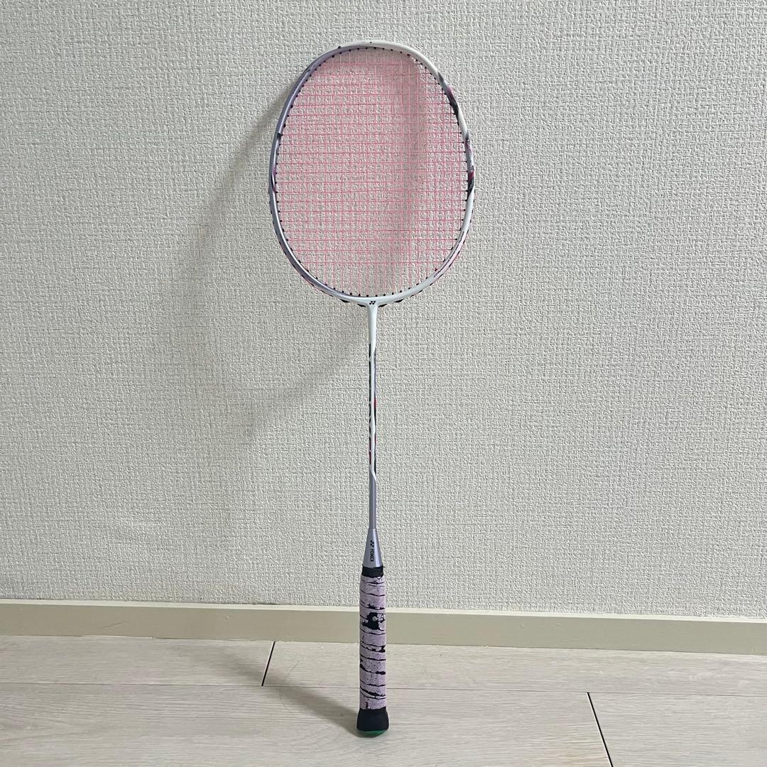 ✨️送料無料✨️ YONEX バドミントンラケット 2本セット ラケットケース付き