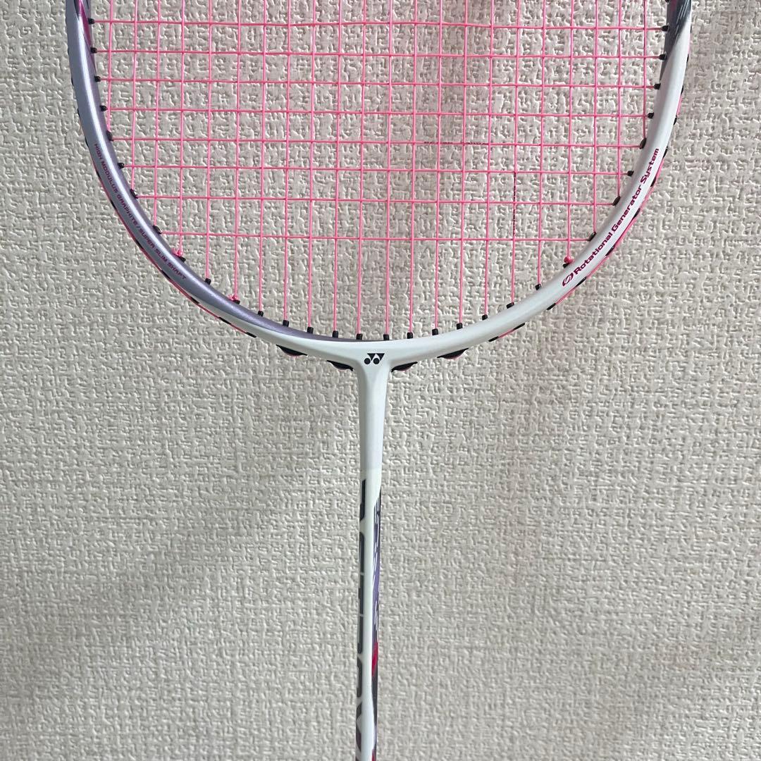 ✨️送料無料✨️ YONEX バドミントンラケット 2本セット ラケットケース付き