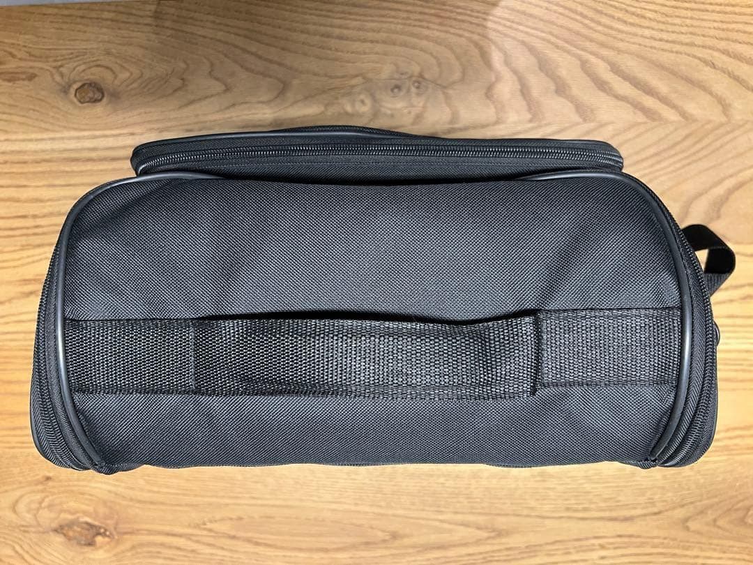 EPSON EB-W06 WHITE プロジェクター　美品　ケース付き