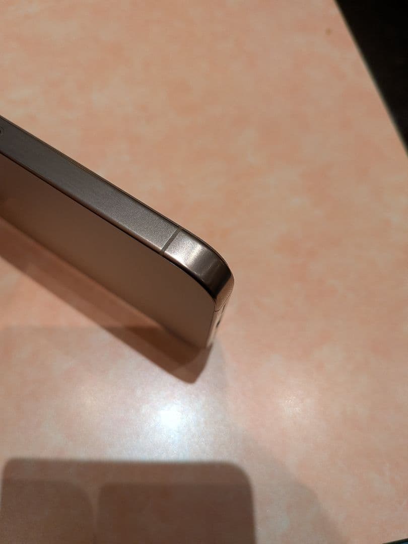 Apple iPhone 16 Pro Max ゴールド 6.9 SIMフリー