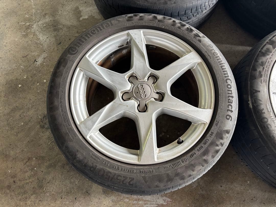 Audi 17インチ ホイールセット Continental