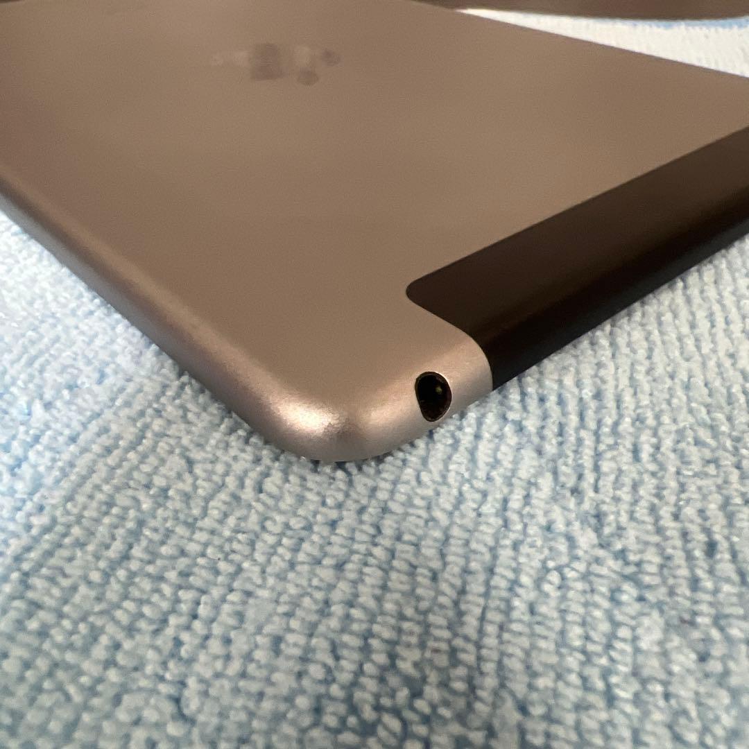 Apple iPad mini 4 128GB セルラーモデル