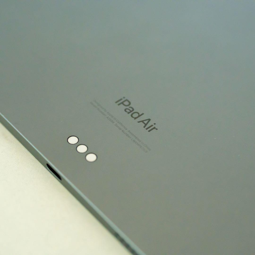 【ほぼ未使用】Apple iPad Air（第5世代）スペースグレイ 64GB