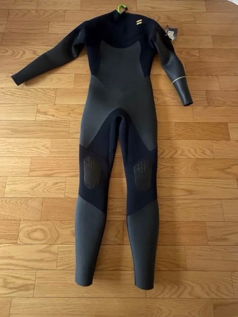 カ*読様 BILLABONG ウェットスーツ　サイズ　XL セミドライ