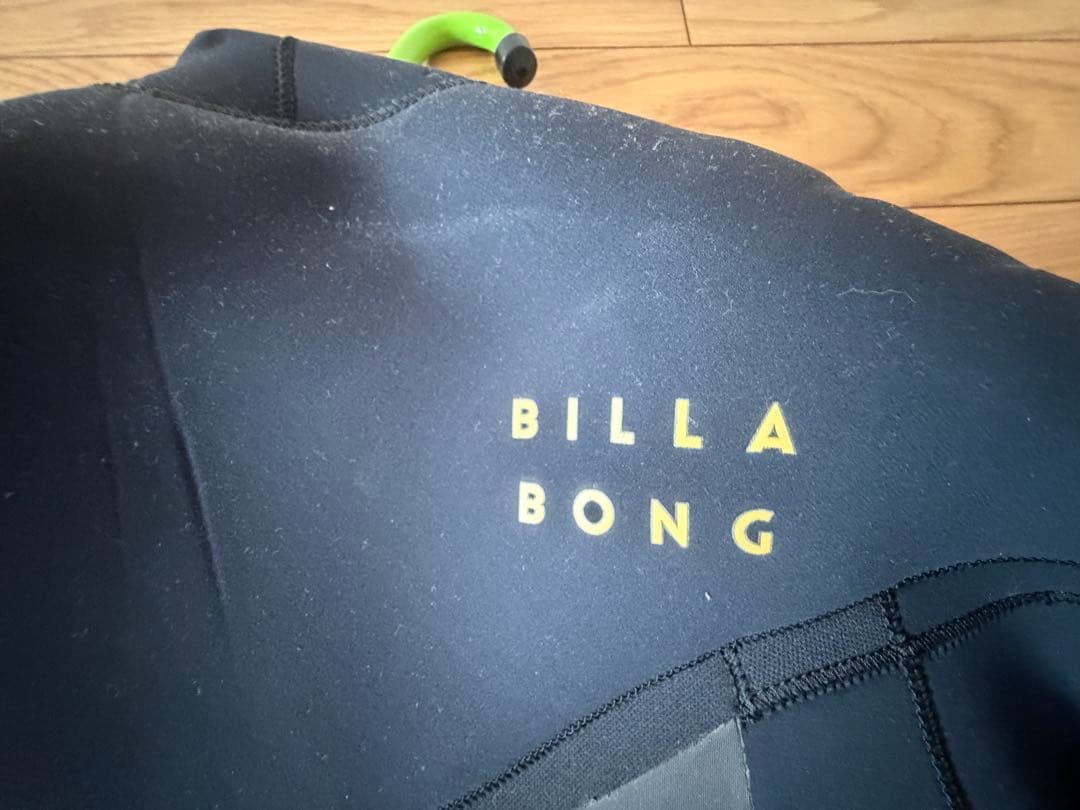 カ*読様 BILLABONG ウェットスーツ　サイズ　XL セミドライ