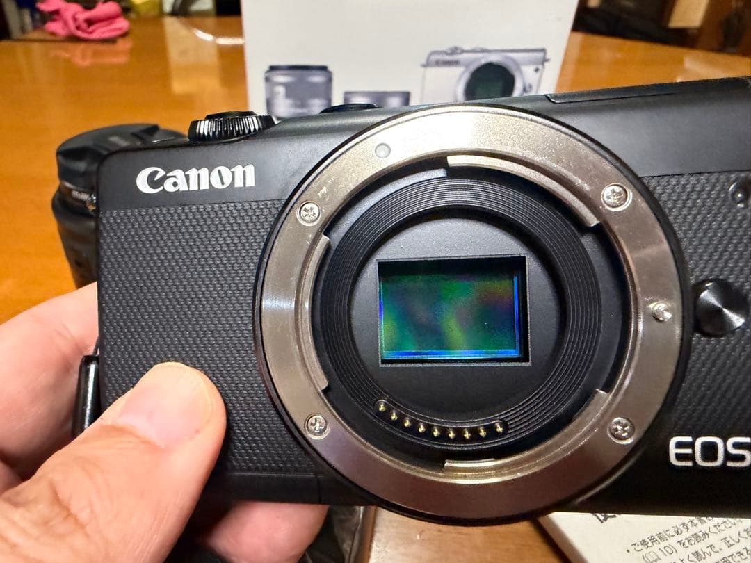 canon eos m100 ダブルレンズキット