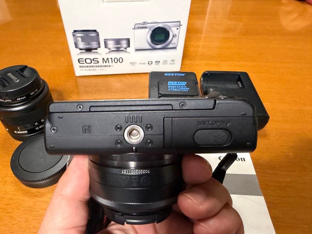 canon eos m100 ダブルレンズキット