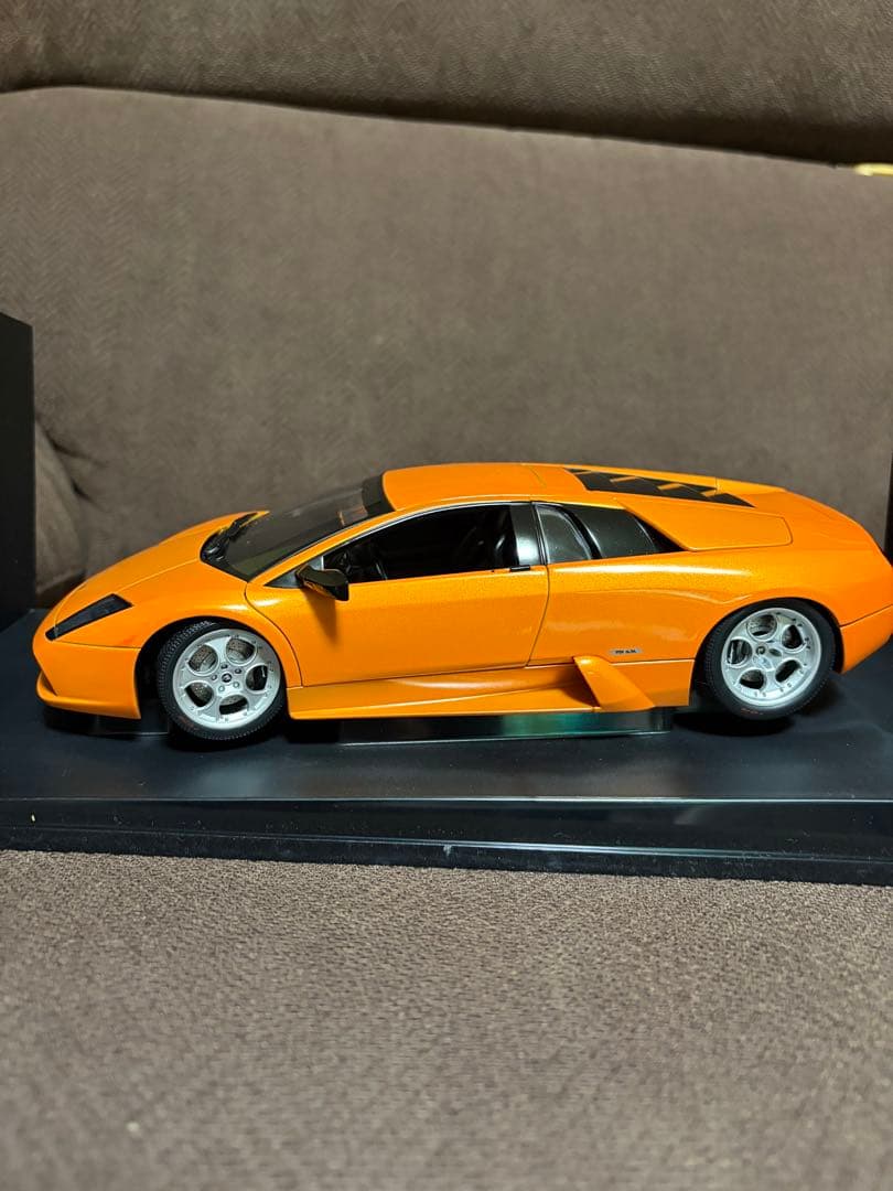 ハチハチAUTOart Lamborghini MURCIE