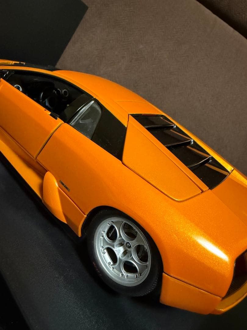 ハチハチAUTOart Lamborghini MURCIE