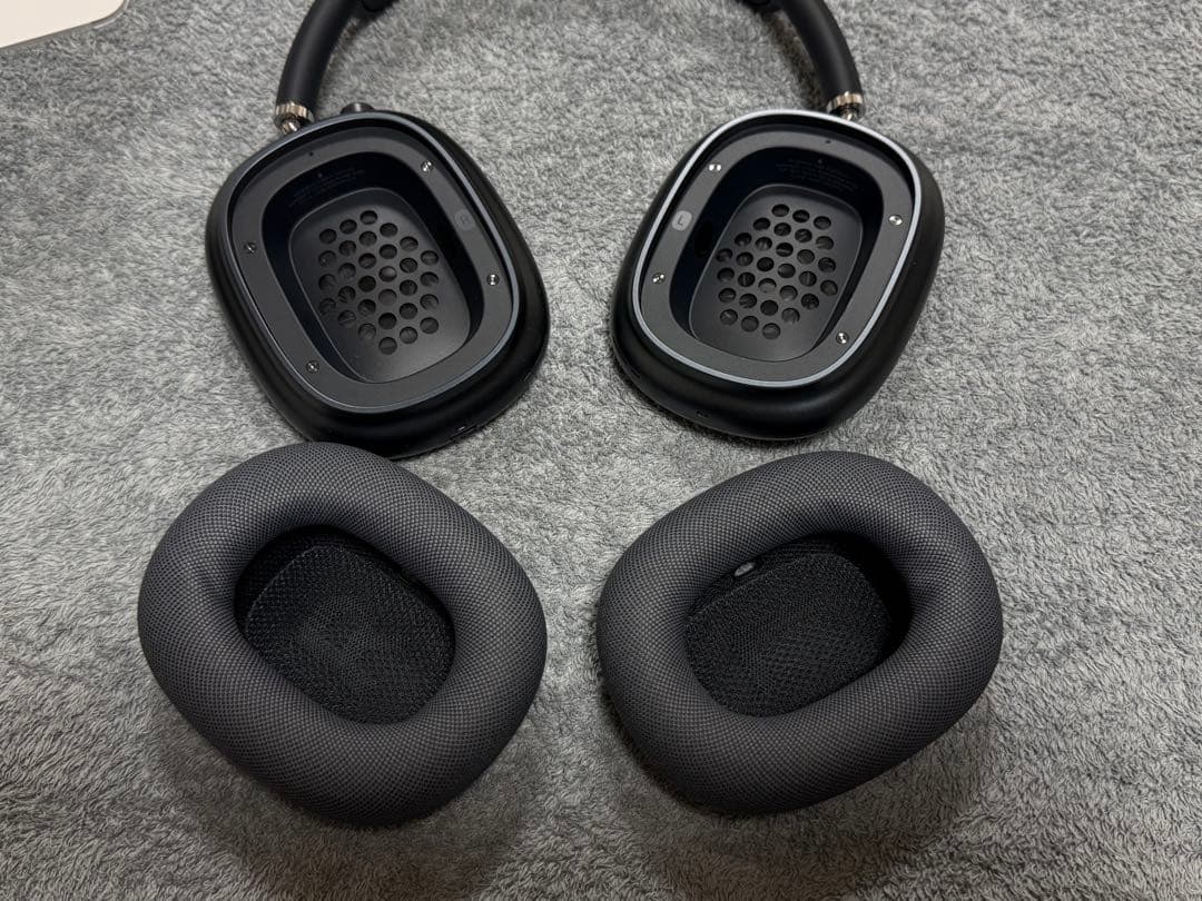 AirPods Max ミッドナイト　第二世代