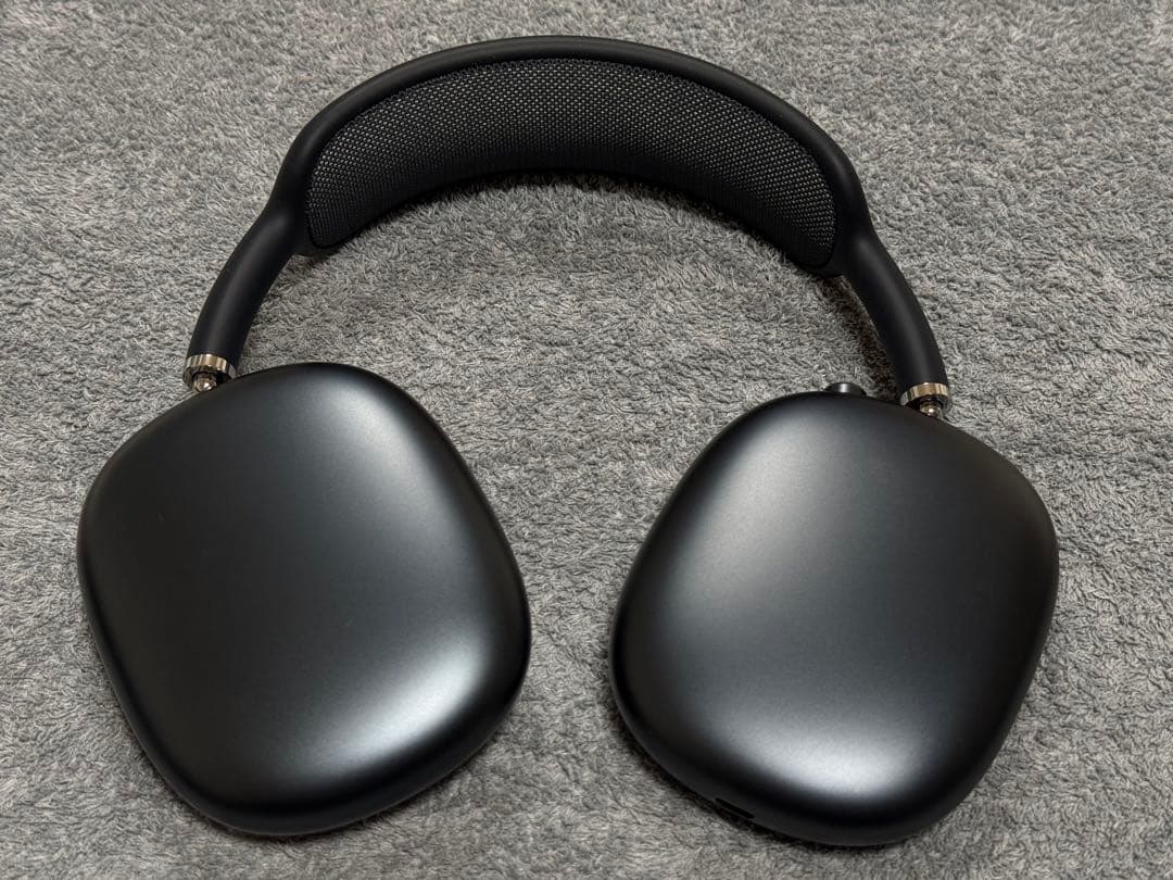 AirPods Max ミッドナイト　第二世代