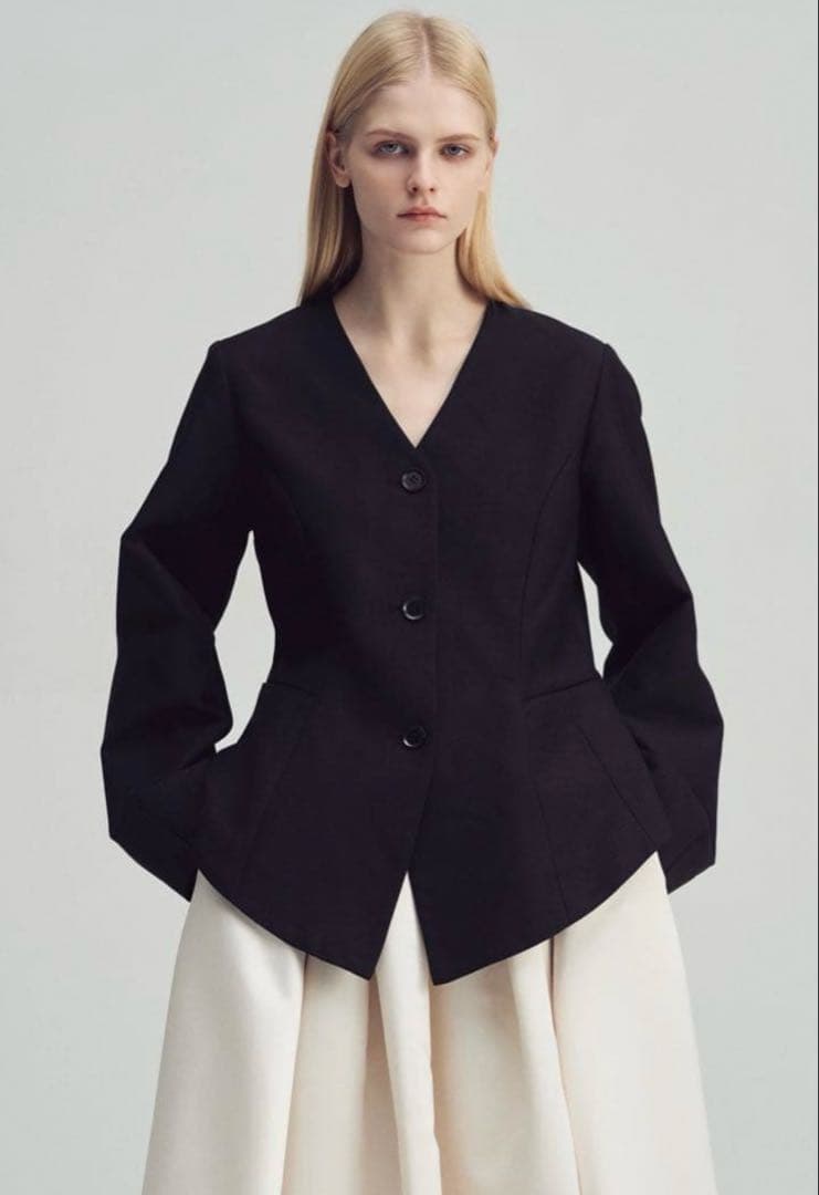 【新品未使用】the toé Evros Switching Jacket