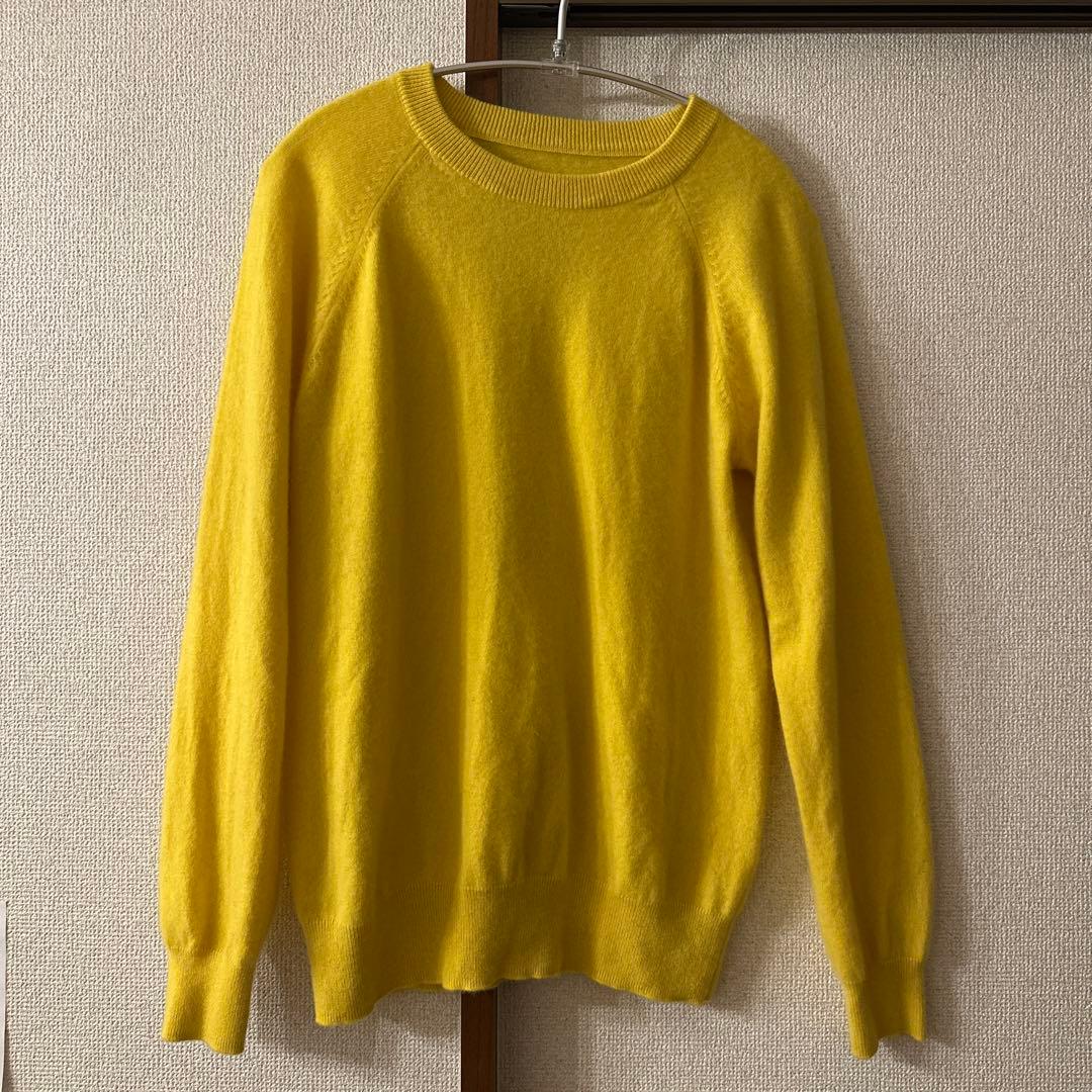 田中さんのセーター　黄色