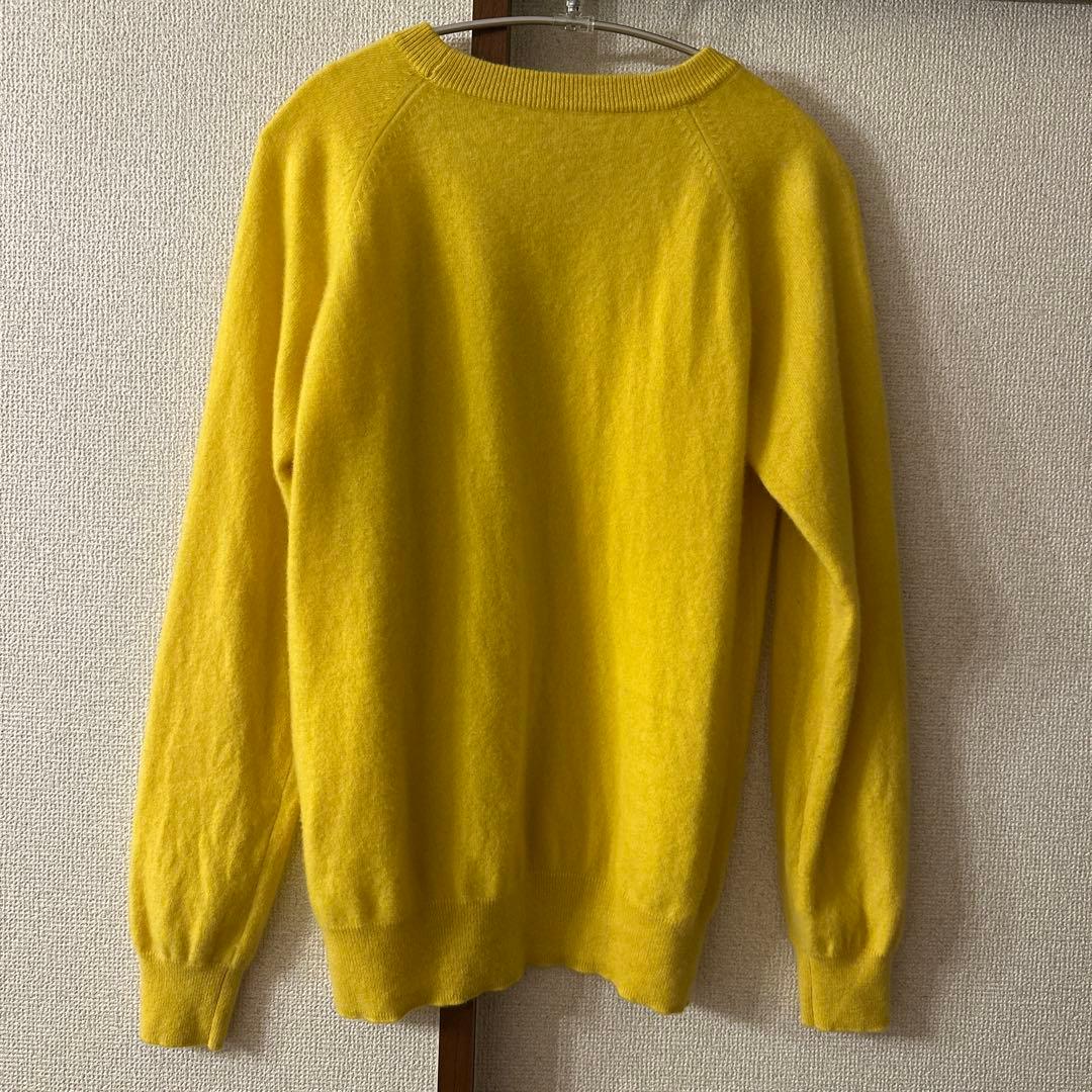田中さんのセーター　黄色