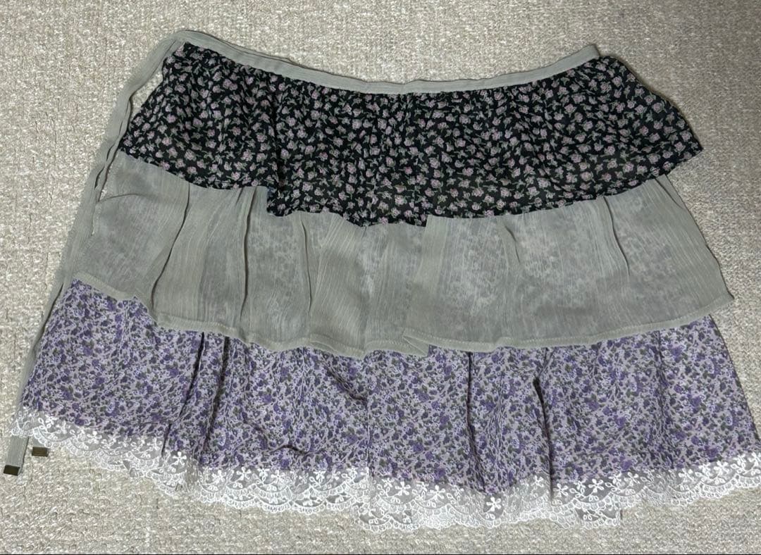 TINA:JOJUN フリルラップレイヤードショートパンツ カーキ