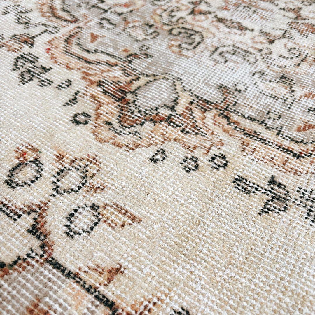 トルコ　ヴィンテージラグ　ライトグレー　アイスグレー