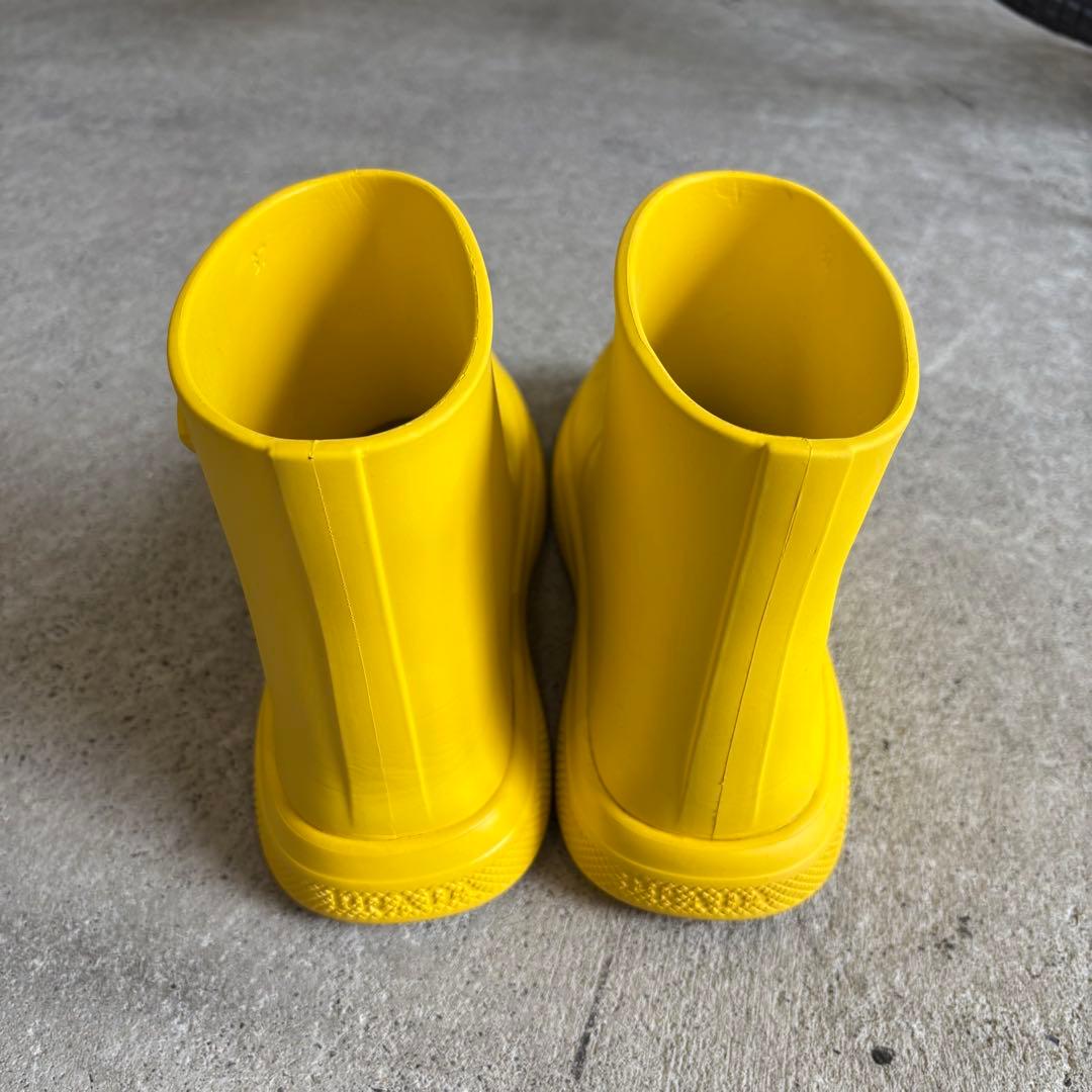 PRADA イエロー レインブーツ