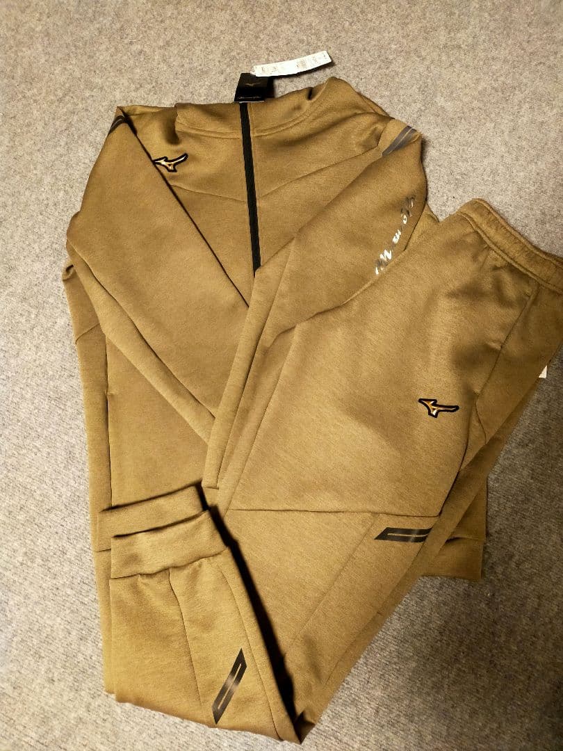 ミズノプロ 新品未使用 フルジップジャケットとパンツセット ベージュ XO