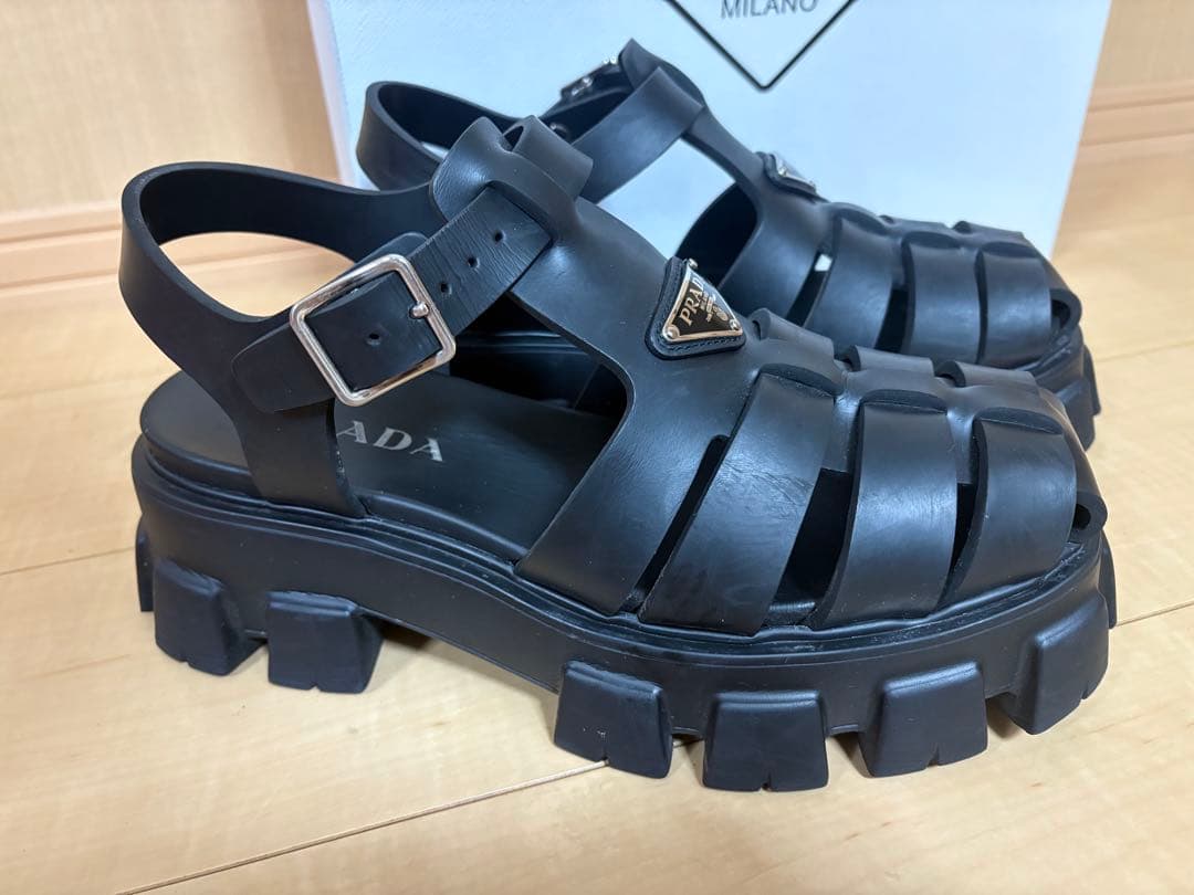 【PRADA】モノリス ブラック メンズサンダル ラバーサンダル 約27センチ