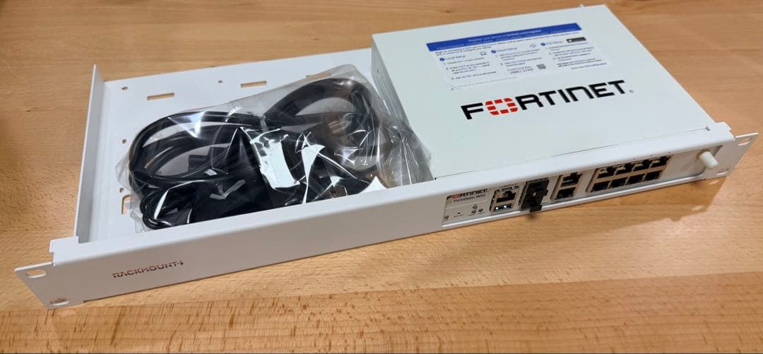 Fortinet FortiGate 90G ファイアウォール