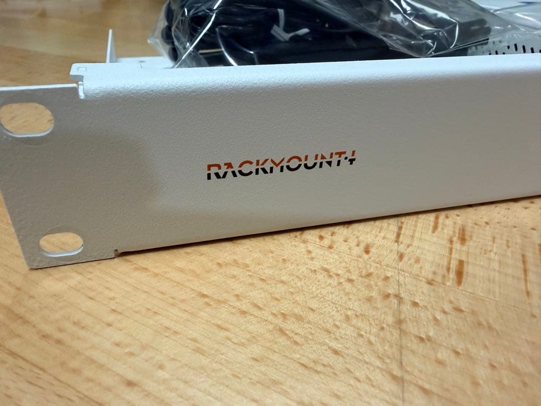 Fortinet FortiGate 90G ファイアウォール