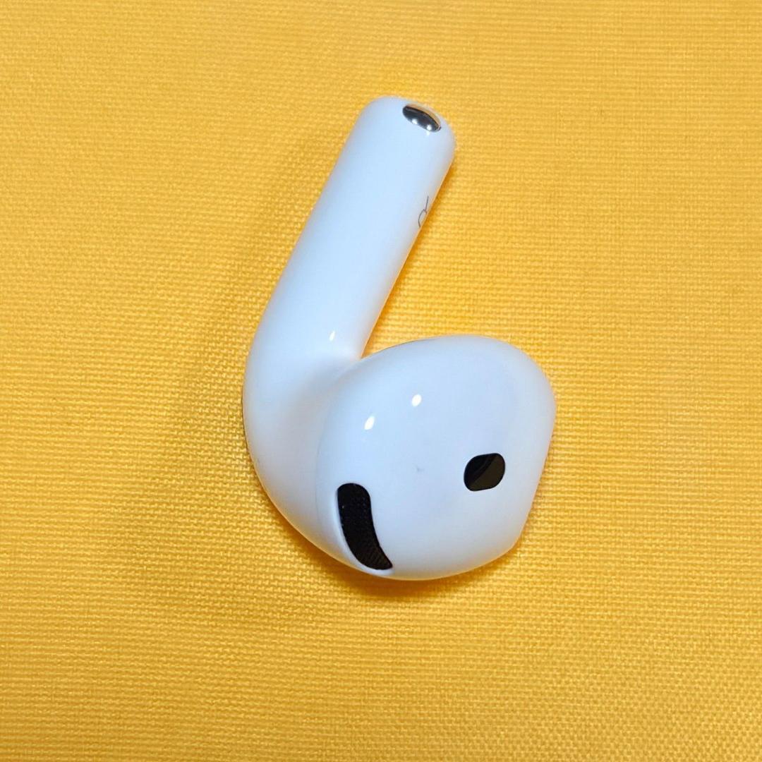 美品！AirPods4 第四世代 右耳 ノイズキャンセリング A3055 ANC