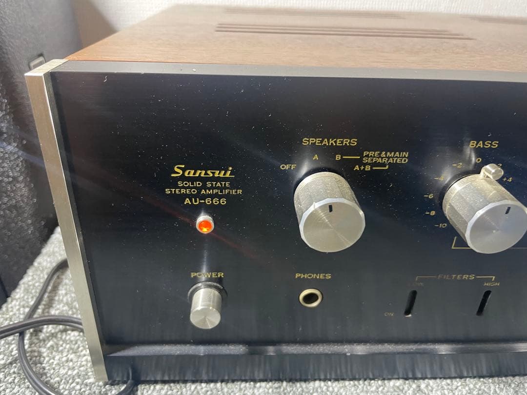 サンスイAU666プリメインアンプ