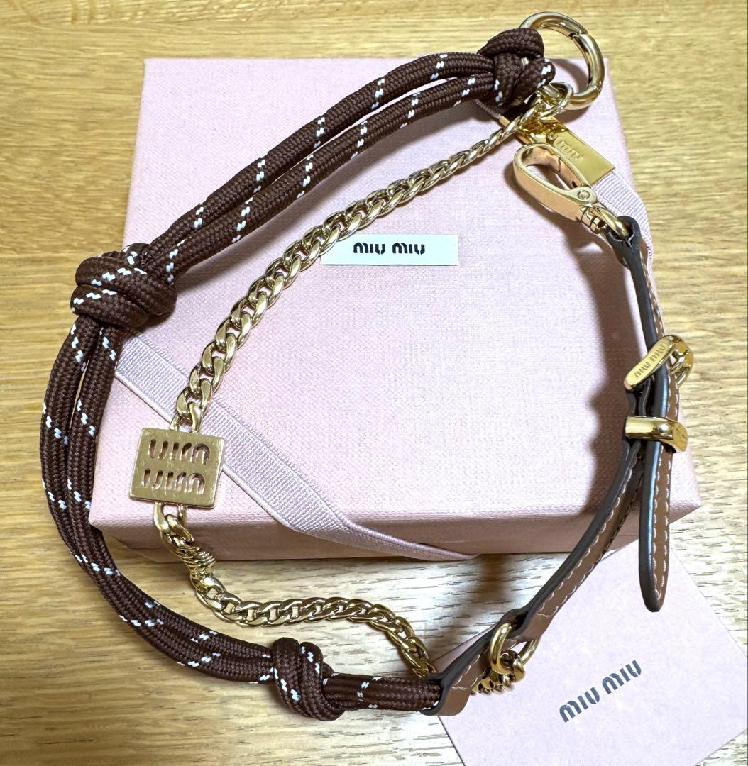 miumiu レザー×メタル　コード