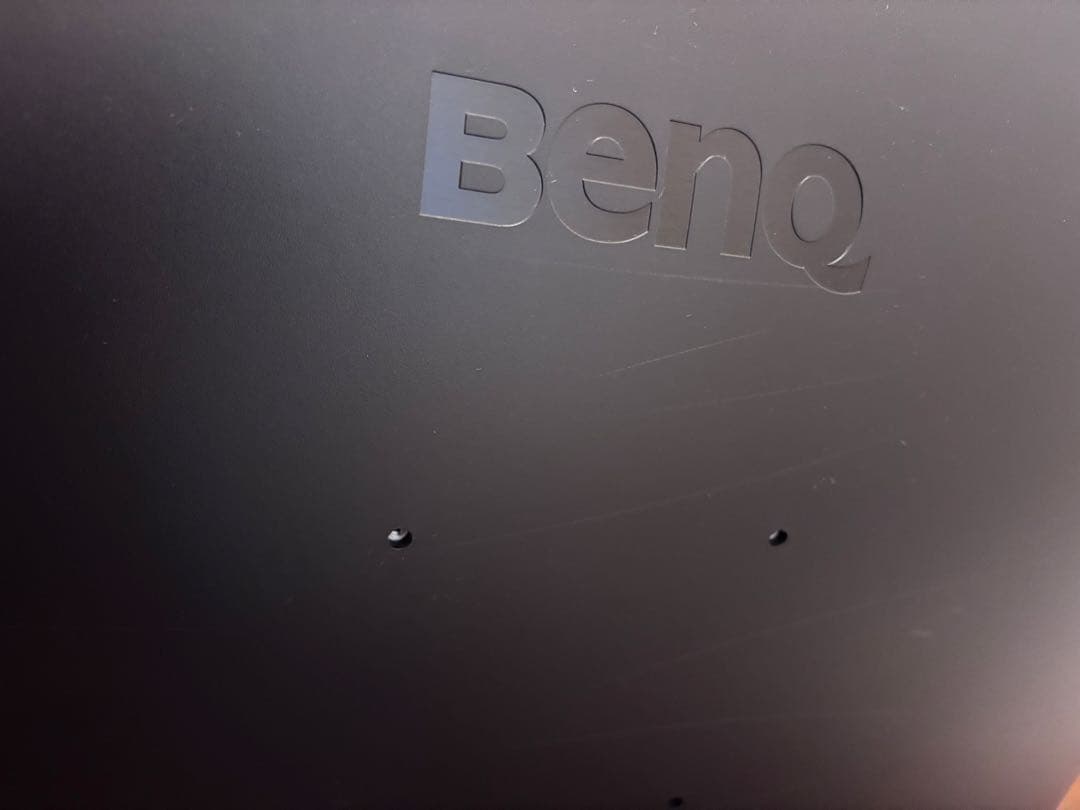 DOD　BenQ 27インチ　モニター　EL2870U ゲーミングモニター