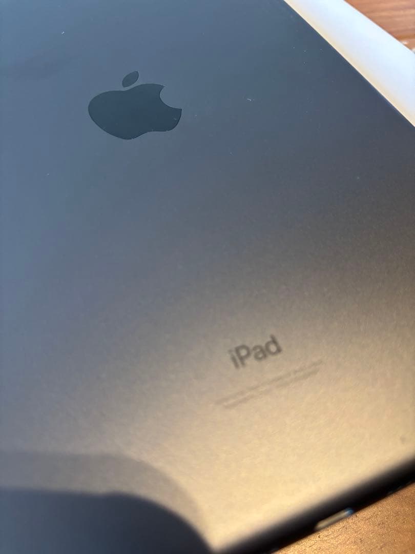 iPad (第9世代) 64GB Wi-Fiモデル　スペースグレー