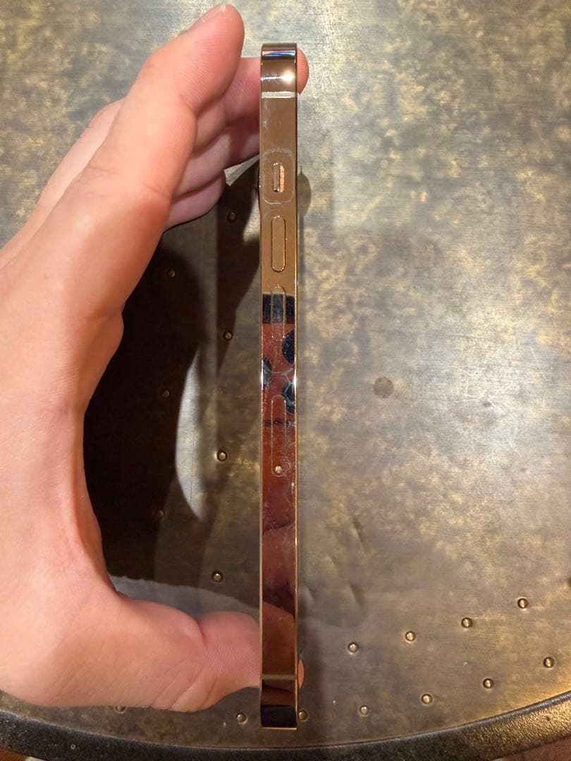 iPhone 13 Pro 256GB ゴールド 本体のみSIMフリー