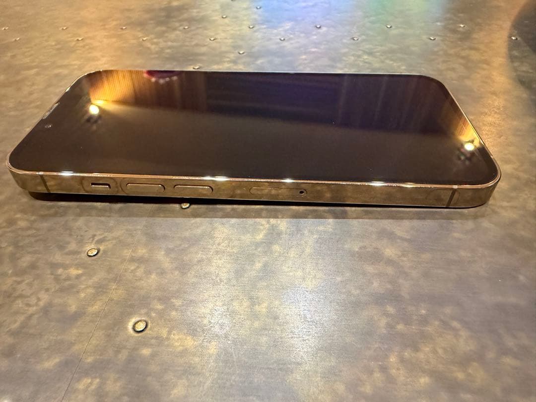 iPhone 13 Pro 256GB ゴールド 本体のみSIMフリー