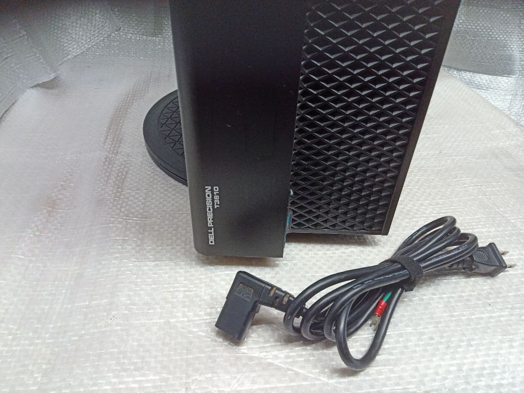 Dell Precision T3610 Win11　25H2