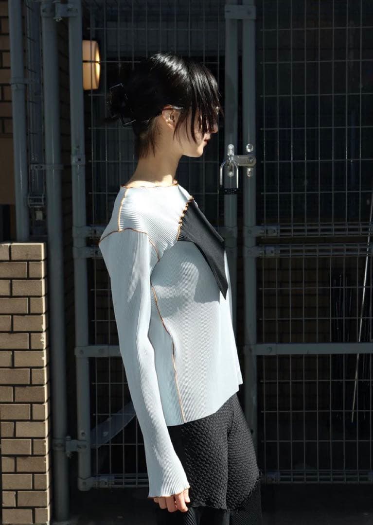 kotohayokozawa コトハヨコザワ ロングスリーブトップ プリーツ