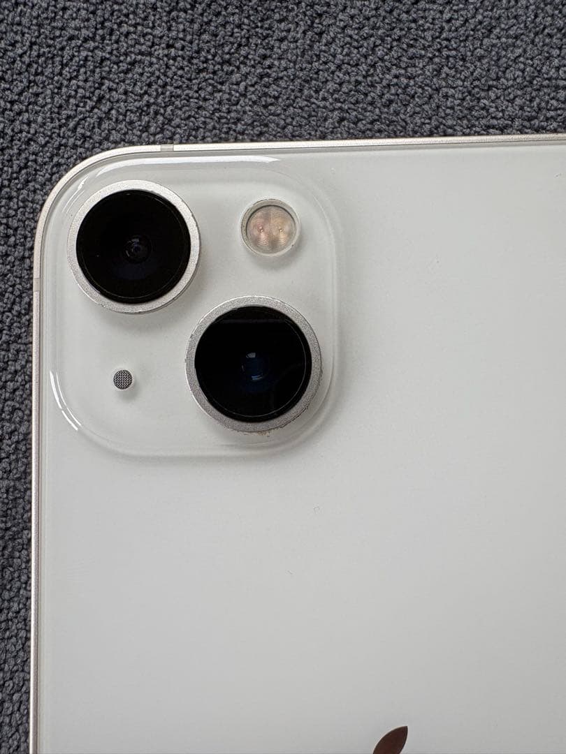 Apple iPhone 13 256GB スターライト (白) 本体のみ