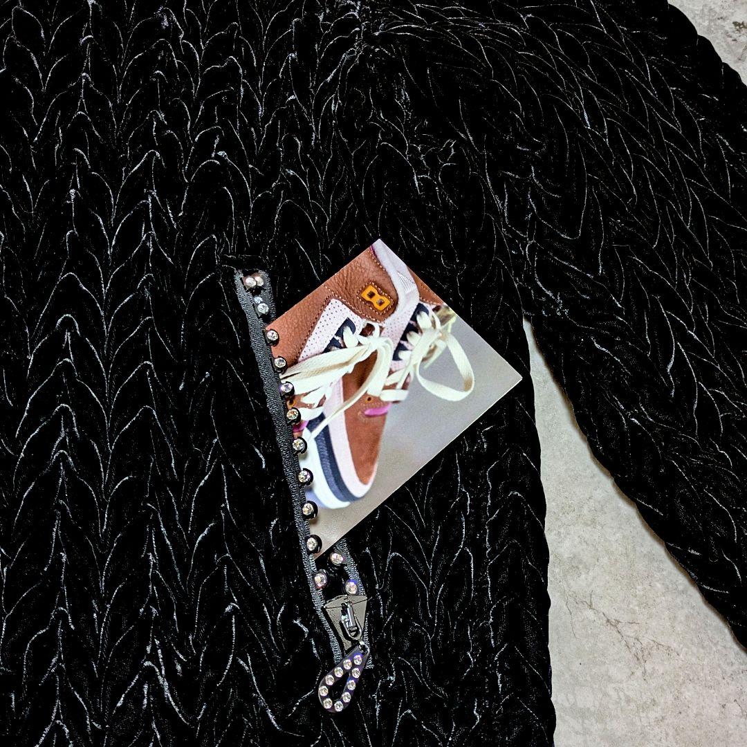 アーカイブベルベット　　ブラック 　伊太利屋　ユニセックス Ｌ〜 ポンポンファー