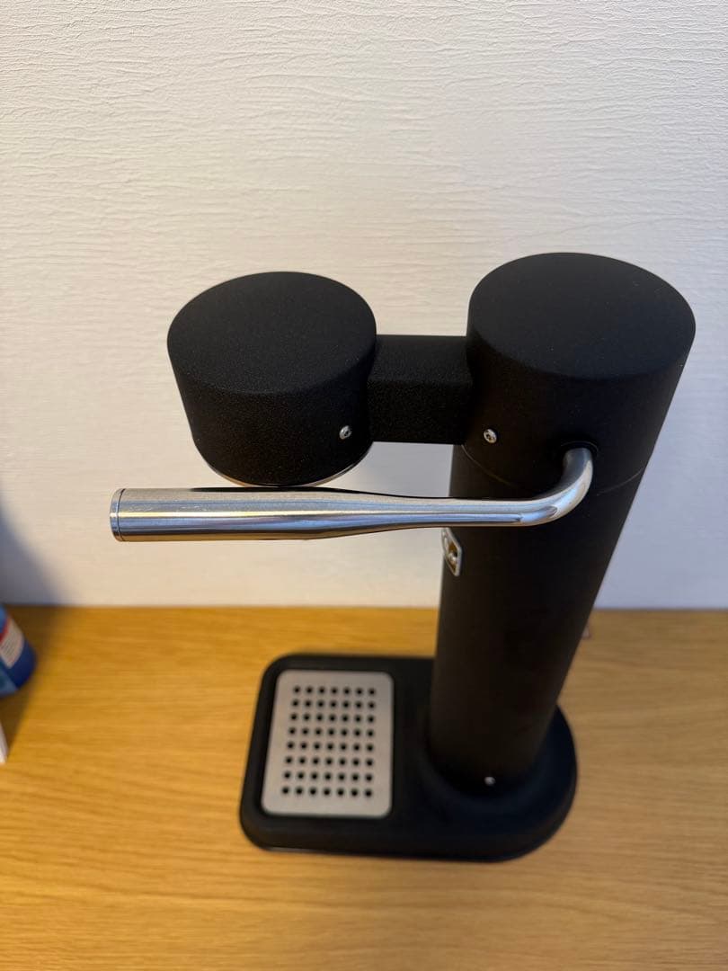 Aarke 炭酸水メーカー + SodaStream 専用ガスシリンダー付き