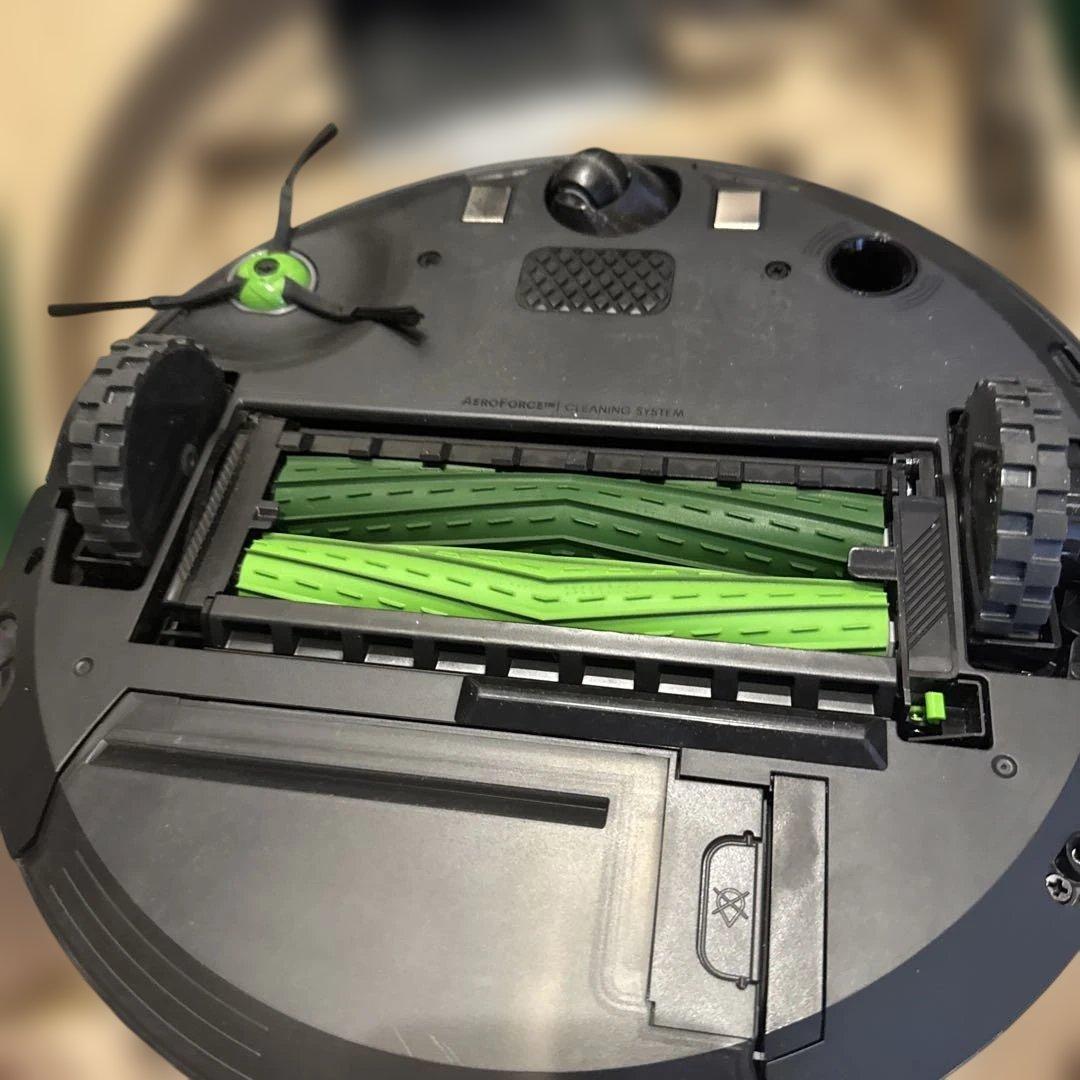 iRobot Roomba j7 本体