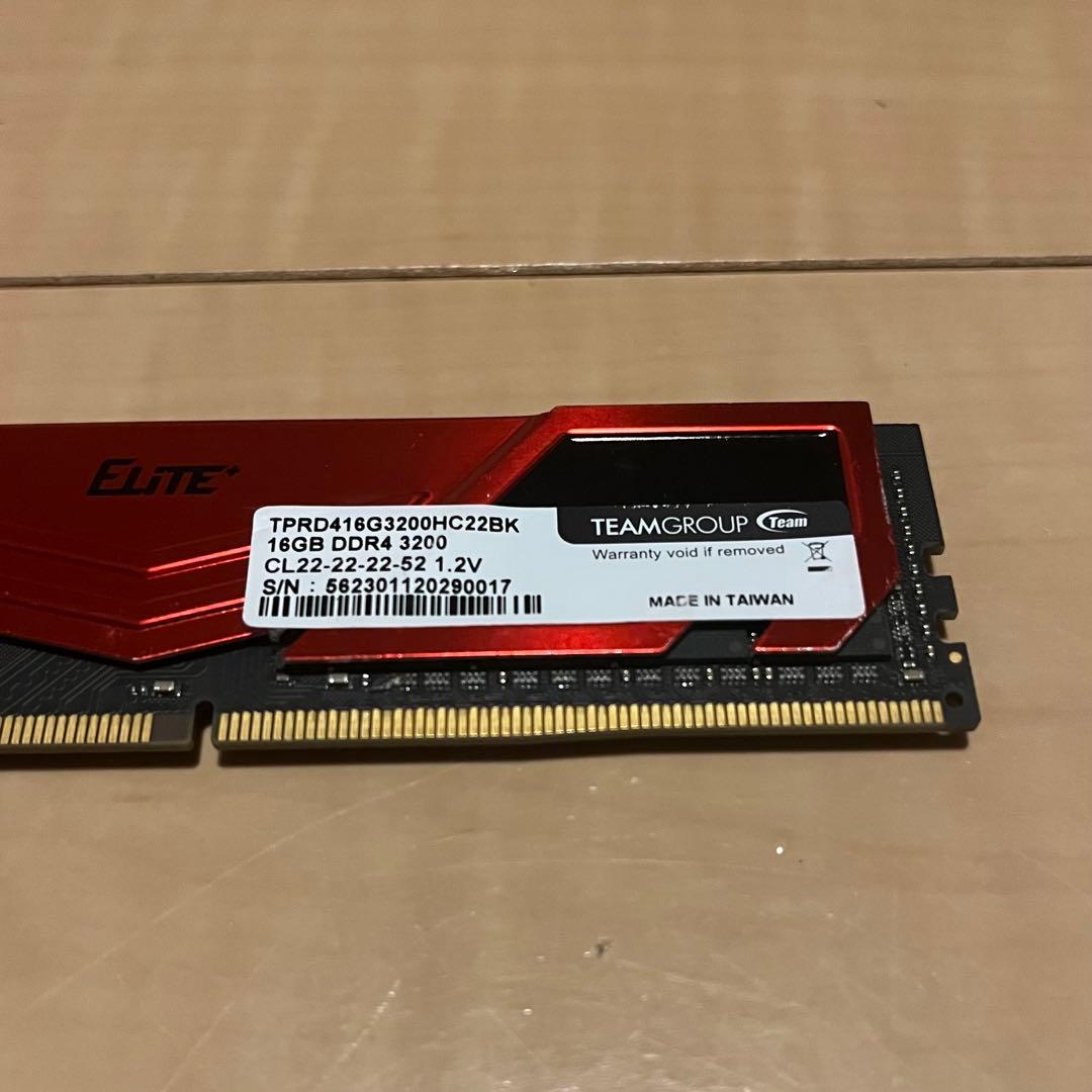 メモリー TEAMGROUP ELITE 16GB DDR4 3200MHz