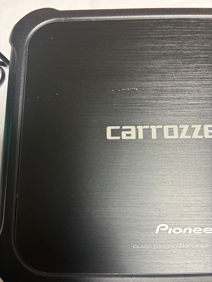 Pioneer carrozzeria GM-D8100 アンプ 傷あり 実働品