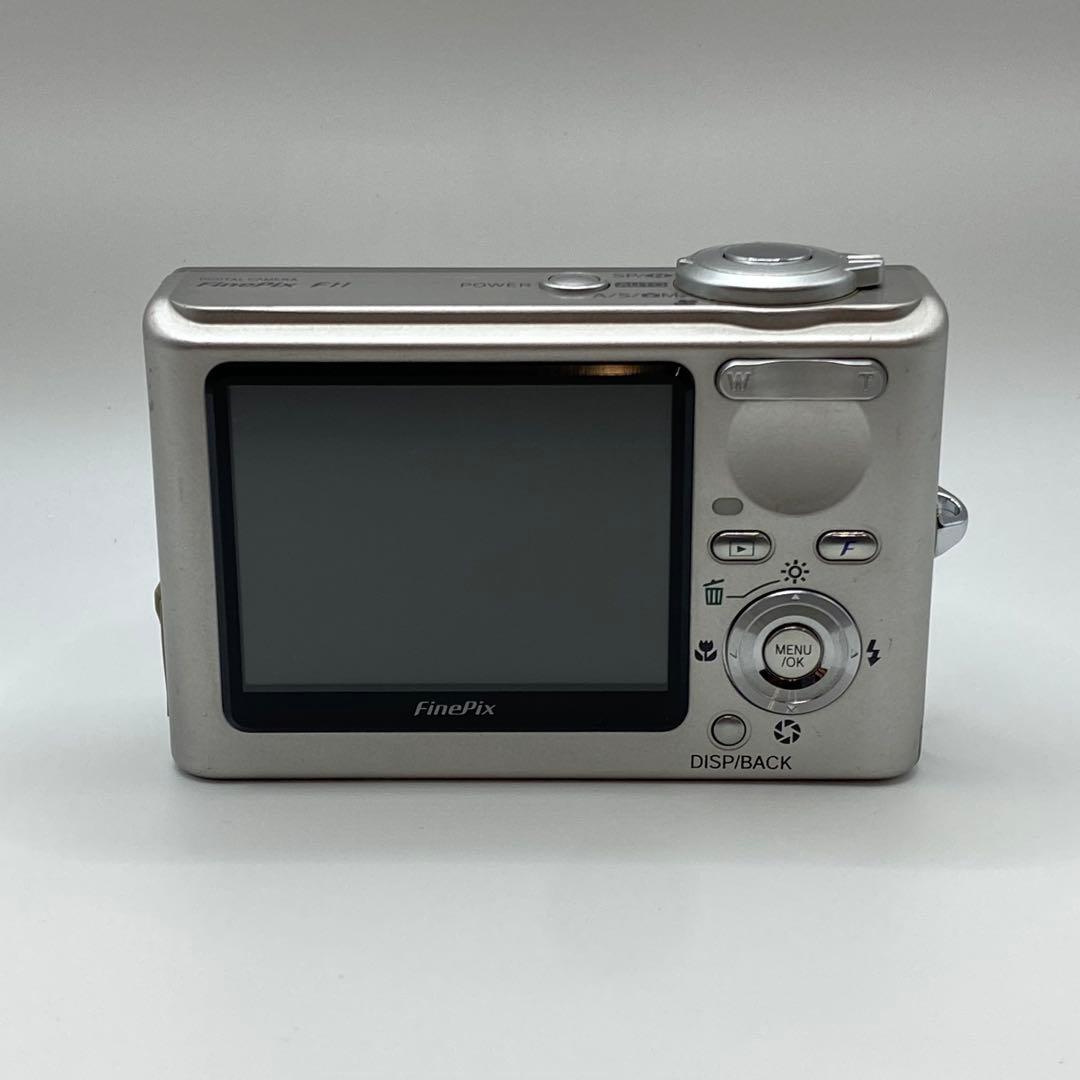 美品・動作OK✨FUJIFILM FinePix F11 デジカメ