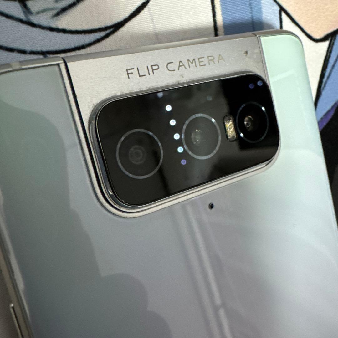 zenfone 7 pro けっこうきれい フリップカメラ動かない 256gb