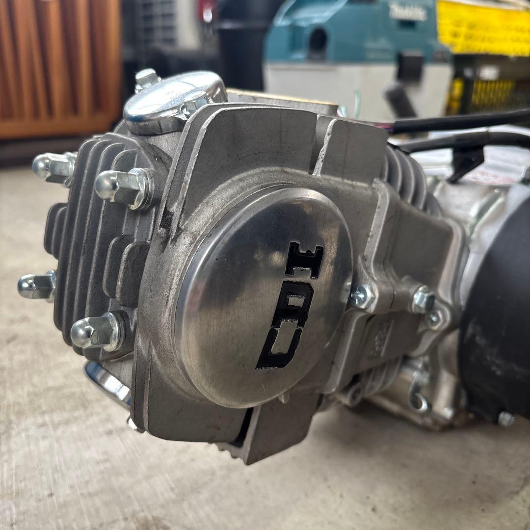 スーパーカブ　中華　125ccエンジン　遠心クラッチ